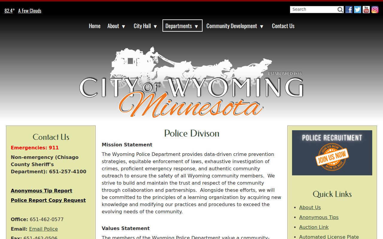 Wyoming Police page showing Chisago County warrant and dispatch contact details